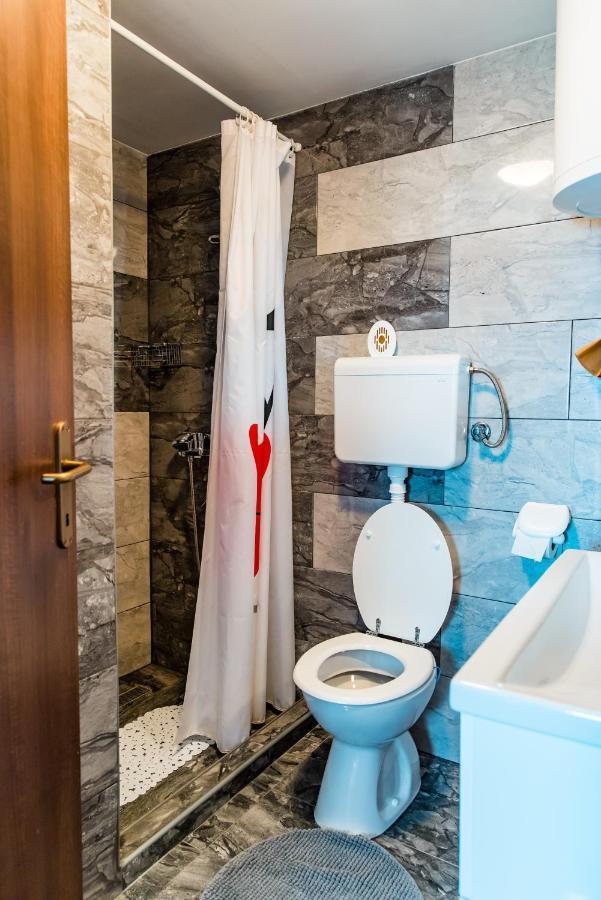 Ella Apartman Lukovo Šugarje Kültér fotó
